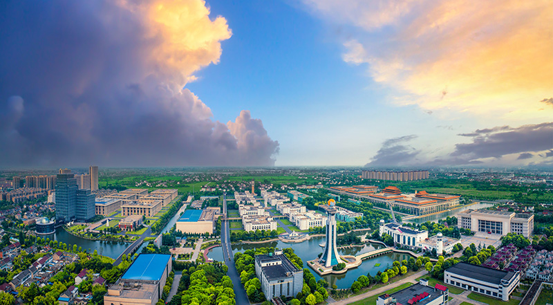 揚(yáng)子江新年獻(xiàn)詞|穩(wěn)中求進(jìn)，揚(yáng)帆駛向新航程